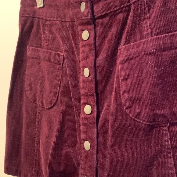 Never Worn Brandy Melville corduroy burgundy skirt - Picture 2 of 7